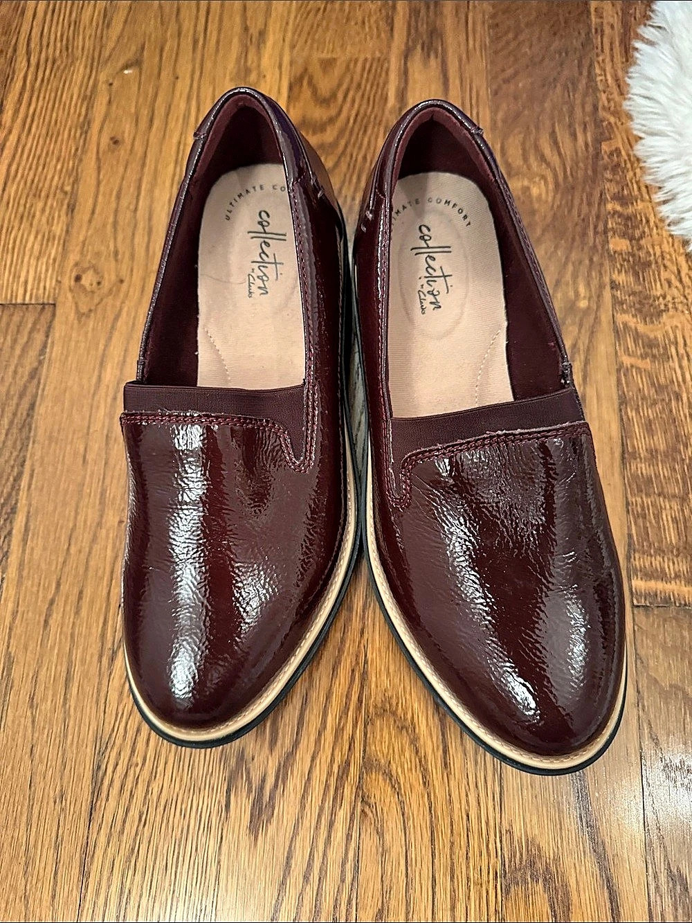 Clarks Sharon Dolly Burgundy Loafers US 7W Like New